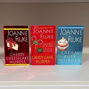 Joanne Fluke Hannah Swensen Cookie Jar Series Books #8, #9.5 & #11